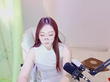 Stripchat Live Sex Cam of luna-168