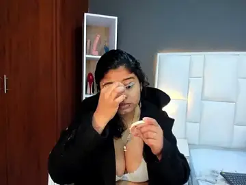Stripchat Watch Live Sex Cams of yeral2017