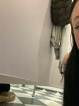 Stripchat Watch Live Sex Cams of Melissa_crazy