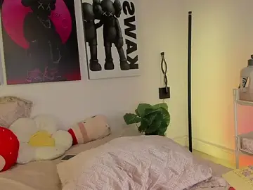 Stripchat Live Sex Cam of Hey_lucy__