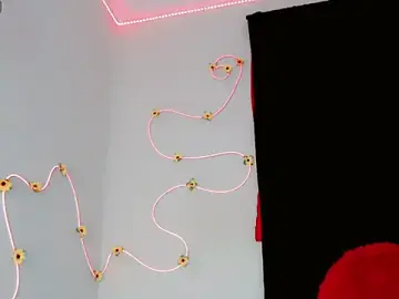 Stripchat Watch Live Sex Cams of everlin_01