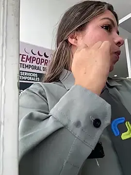 Stripchat Live Sex Cam of Ariana-07