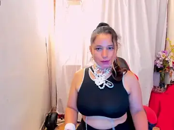 Stripchat Watch Live Sex Cams of AuroraRojas