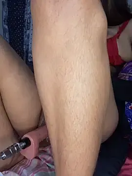 Stripchat Live Porn of HOTTY-TINA