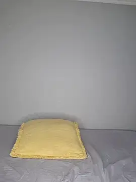 Stripchat Sex Cam of CertifiedhottieXOXO