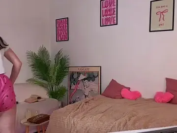 Stripchat Live Sex Cam of fairysilkk