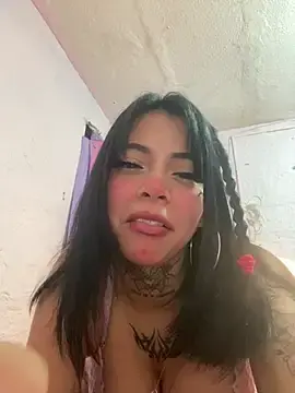 Stripchat Adult Webcam of YummyGirl_