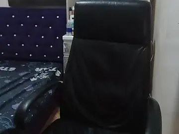 Stripchat Free Live Porn of XyummyRhicax