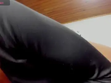 Stripchat Watch Live Sex Cams of nikol_baby_