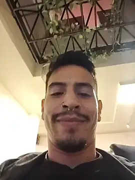 Stripchat Live Sex Cam of Juann-cock