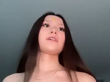 Stripchat Best Webcam of luvvivii