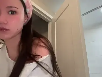 Stripchat Free Live Porn of luvvivii