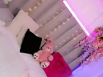 Stripchat Live Porn of Nina_Keyli