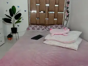 Stripchat Free Porn Cam of kendall-ewers