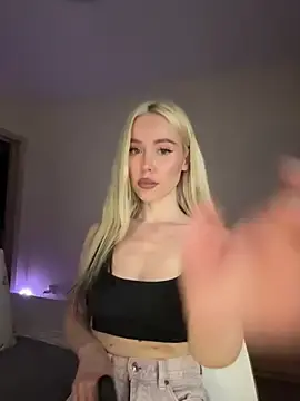 Stripchat Free Live Porn of xDinnax