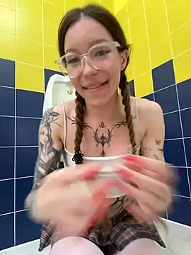 Stripchat Free Porn Cam of babydolll