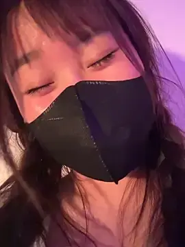 Stripchat Live Sex Cam of Be_Miuu