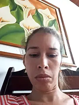 Stripchat Sex Cam of Sexi_girl29