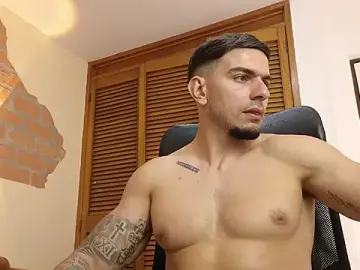 Stripchat Adult Webcams of Josh_miller01