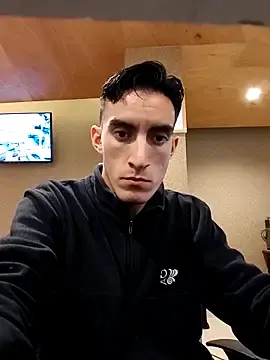Stripchat Sex Chat of TommyMomentum