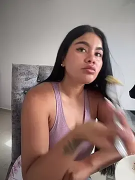 Stripchat Sex Chat of Issane_Peru