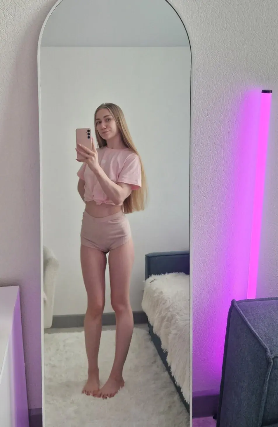AnnaAlexArti