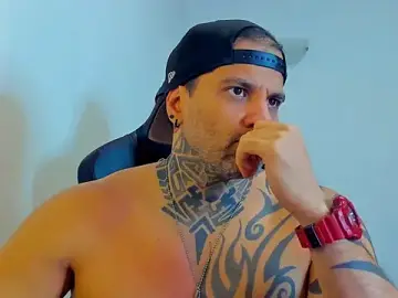 Stripchat Adult Video Chat of JoshRigby