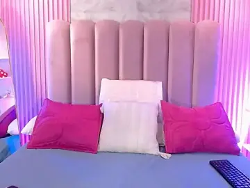 Stripchat Free Live Porn of ArianaRougee