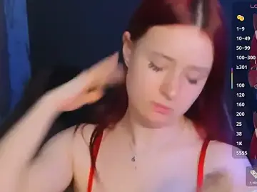 Stripchat Sex Cam of Lily_Moonlight