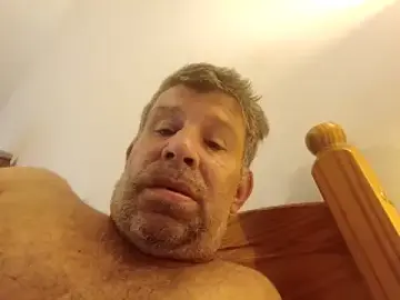 Stripchat Live Sex Cam of stud2512