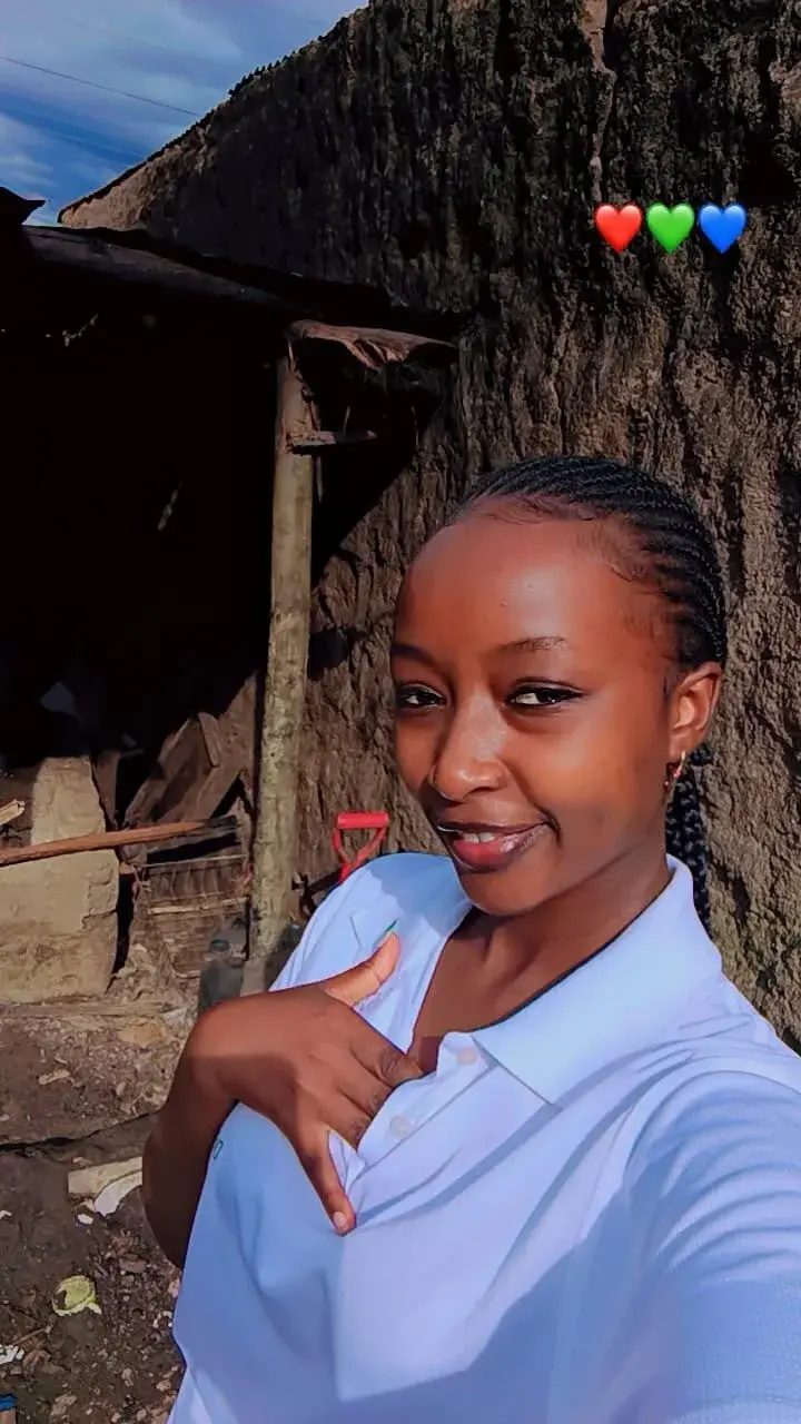 Petite_Nicah