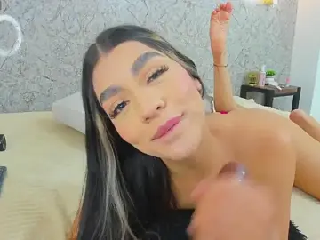 Stripchat Live Sex Cam of Antonella_west