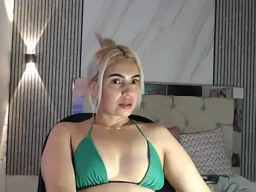 Stripchat Sex Cam of ashley__tylor