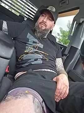 Stripchat Nude Webcam of Beardedtattood
