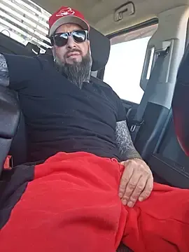 Stripchat Adult Webcam of Beardedtattood