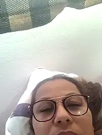 Stripchat Sex Chat of Ladymilf12