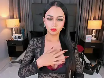 Stripchat Free Live Porn of MiaMow
