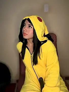 Stripchat Adult Webcams of Laura-Khalifa