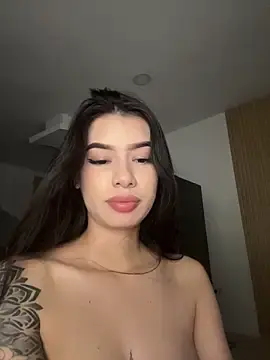 Stripchat Free Porn Cam of Giiasteele