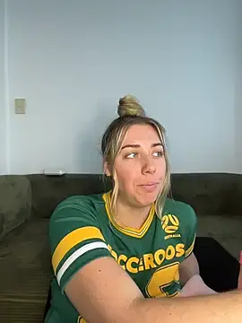 Stripchat Adult Webcam of Aussielulu