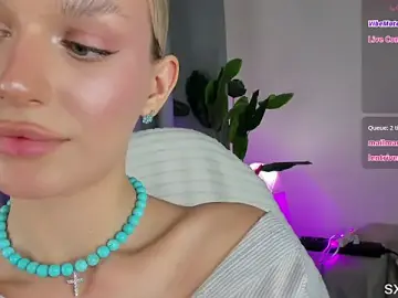 Stripchat Live Sex of Ice_Strawberry