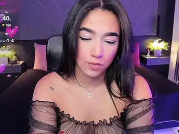Stripchat Free Live Porn of SaraaMills