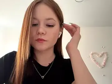 Stripchat Free Porn Cam of TidiedSweet