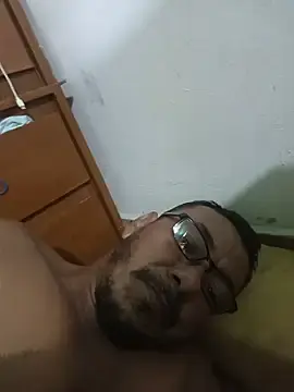 Stripchat Live Sex Cam of bruno_324278