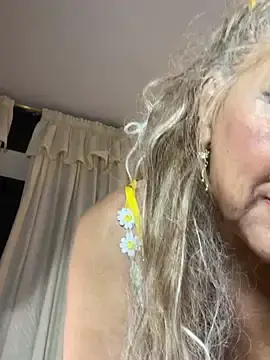 Stripchat Watch Live Sex Cams of scarlett_sexx69