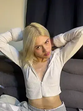 Stripchat Nude Webcam of Lia-firee