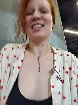Stripchat Free Porn Cam of Exhibitionsplit