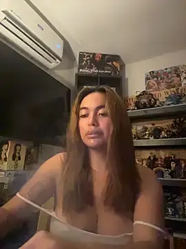 Stripchat Sex Cam of urasianlady