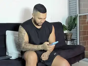 Stripchat Best live sex cam show of frank_myles