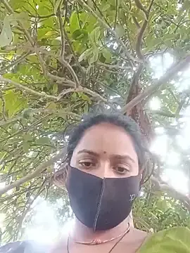 Stripchat Live Sex Cam of kajalbhabhi44
